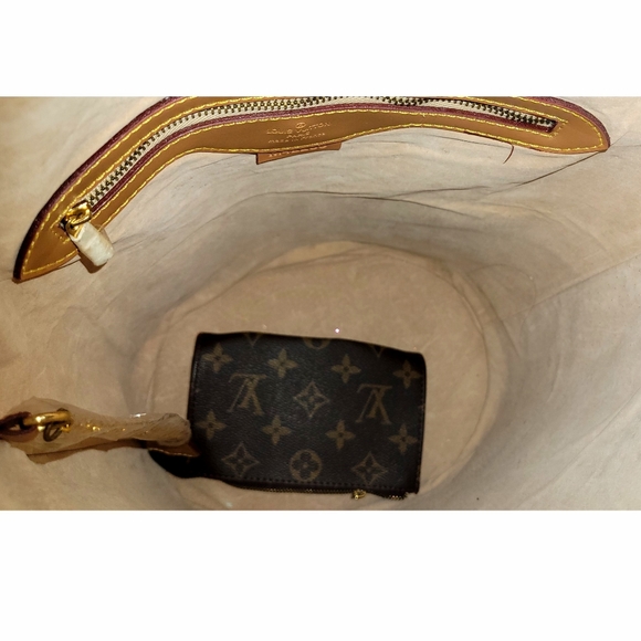 Authentic Louis Vuitton Monogram Bucket GM Large Tote  COA - Picture 7 of 9